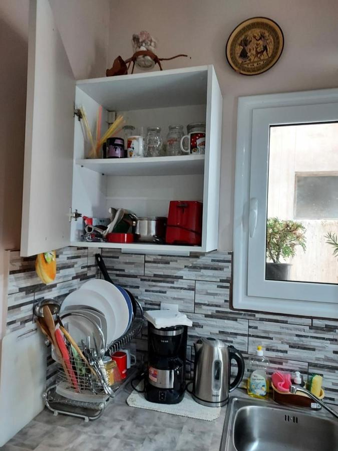 דירות אתונה 7 Stars Near Metro מראה חיצוני תמונה